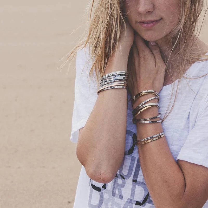 The ultimate personalized bracelet: Your love story, your style!